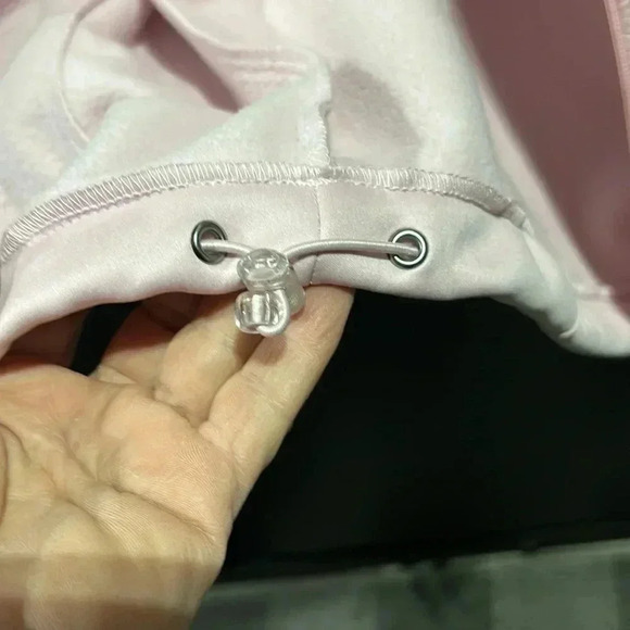 New Balance Hooded Fleece lined puffer coat, water/wind resistant,zip up,pockets - Picture 10 of 16